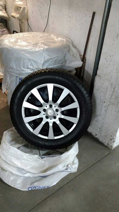 Mercedes felgi z oponami