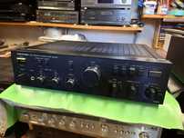 Wzmacniacz Onkyo Integra A-8015