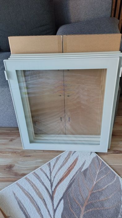 IKEA Drzwi szklane Glassvik 60x64 do systemu Besta