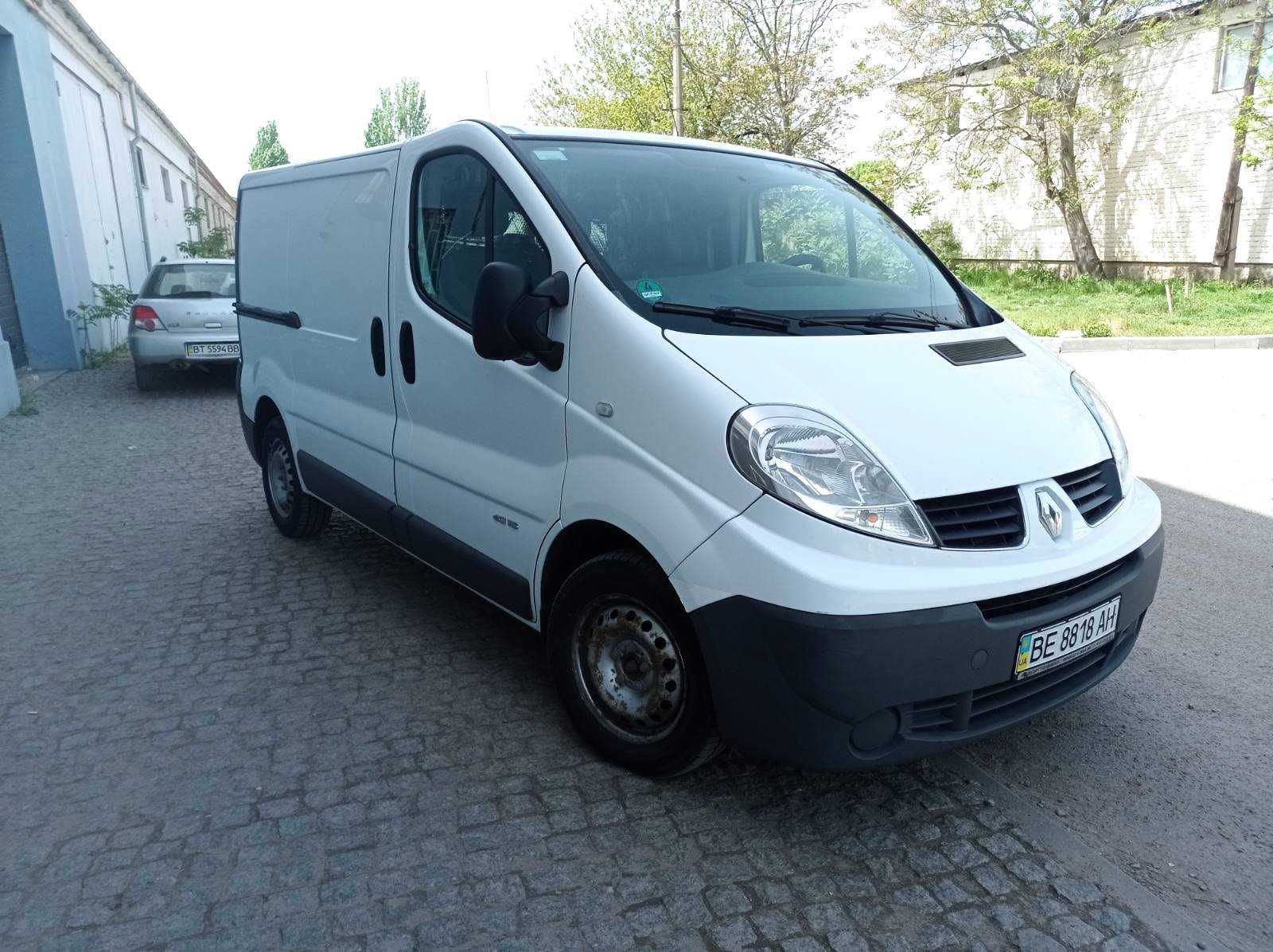 Renault Trafic 2011 року 2,0 л. /дизель