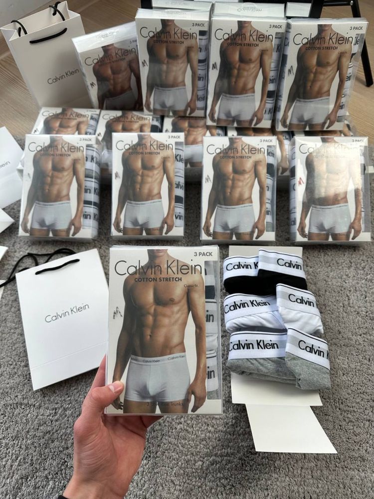 Труси Calvin Klein