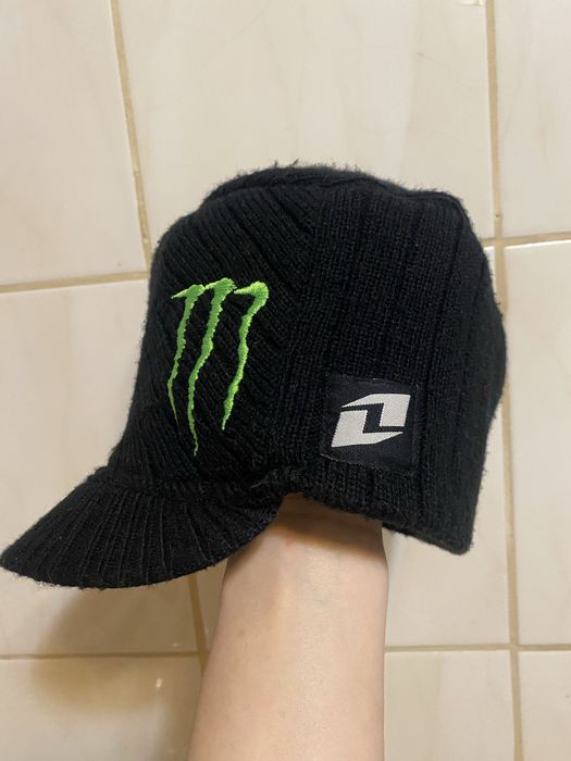 Шапка с козырьком мужская