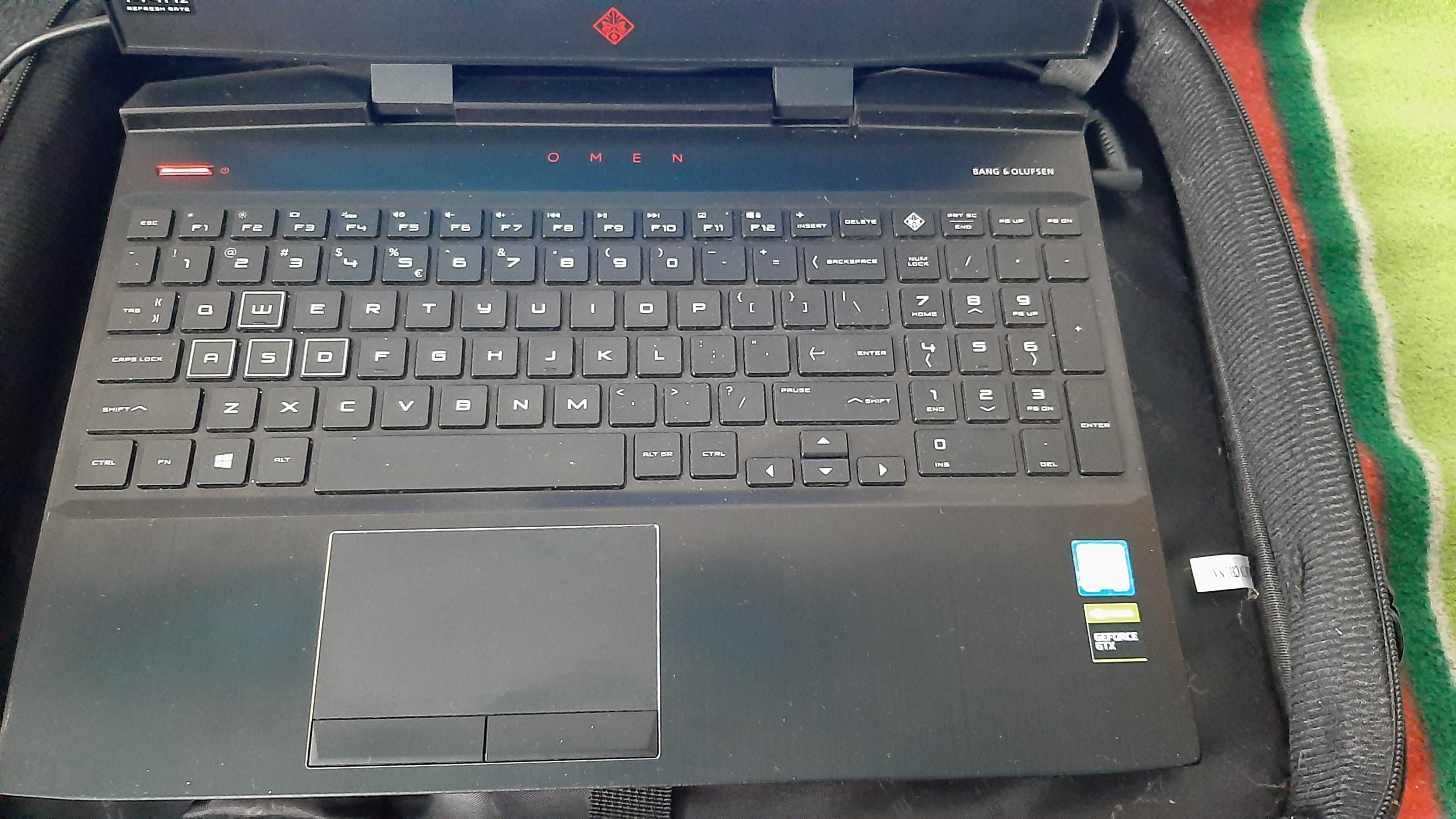 Laptop Gamingowy - HP Omen 15-dc1065nw