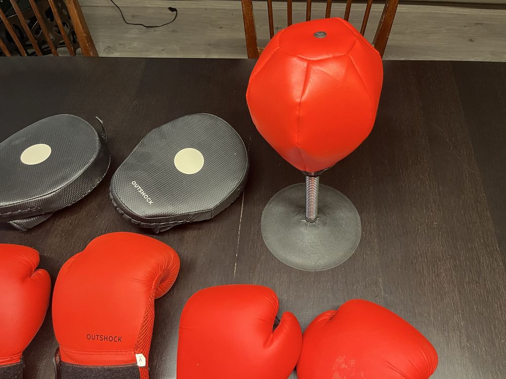 Kit Boxe OUTSHOCK – Luvas Adulto e Criança + Manoplas + Pera - Novo!