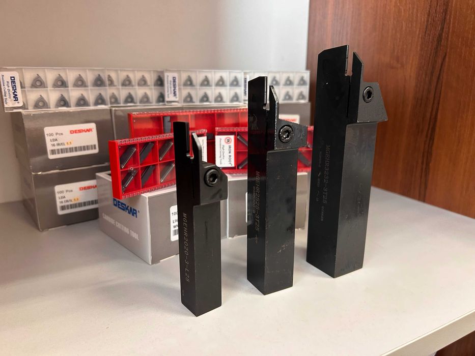 Przecinak, ucinak MGEHR 2020, na płytki 3 mm, nóż tokarski