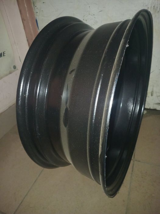Продам комплект дисков r17