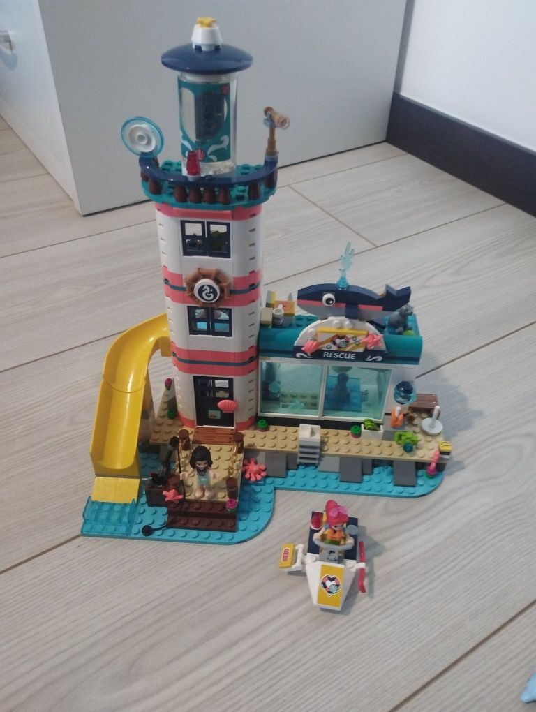 Lego friends centro de resgate do farol  41380