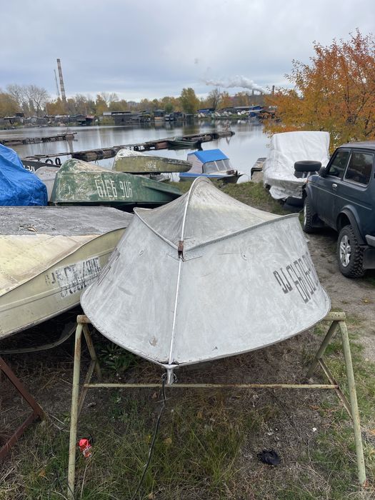 Продам лодку Прогресс-2М - в идиальном состоянии!
