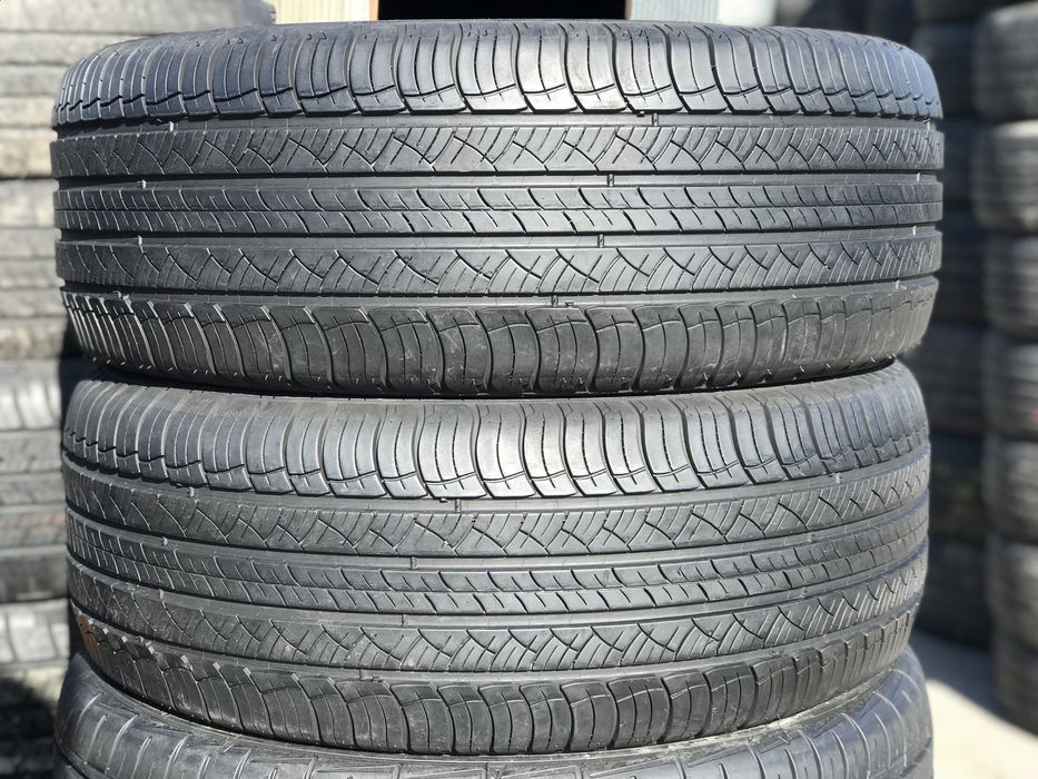 Шины всесезонные 2шт 235/55 R17 Michelin Lattitude Tour HP