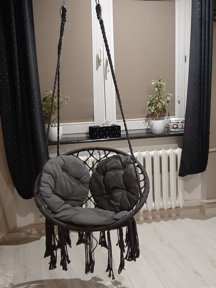 Huśtawka z poduszkami