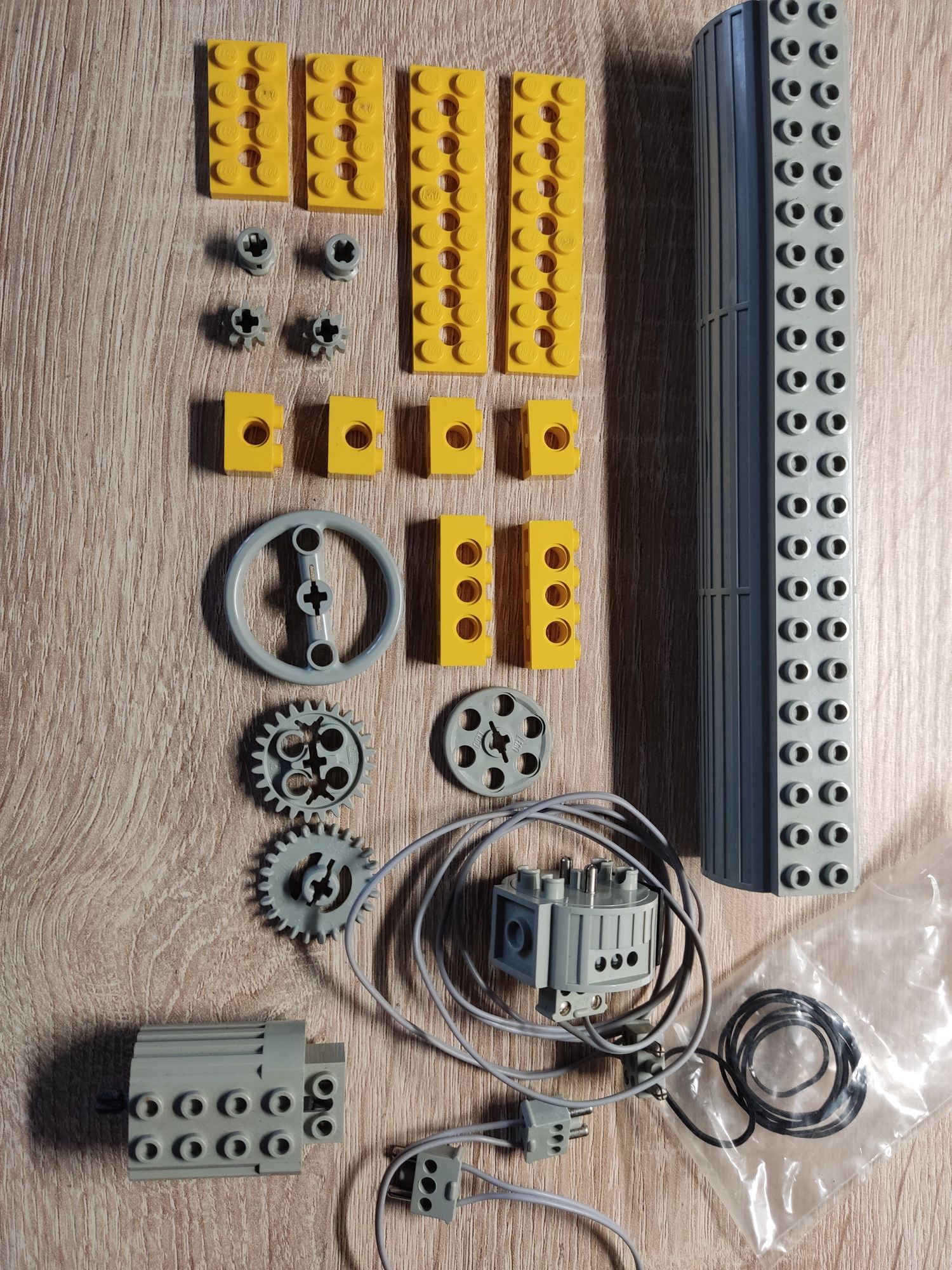 Lego sets 8841 + 8700