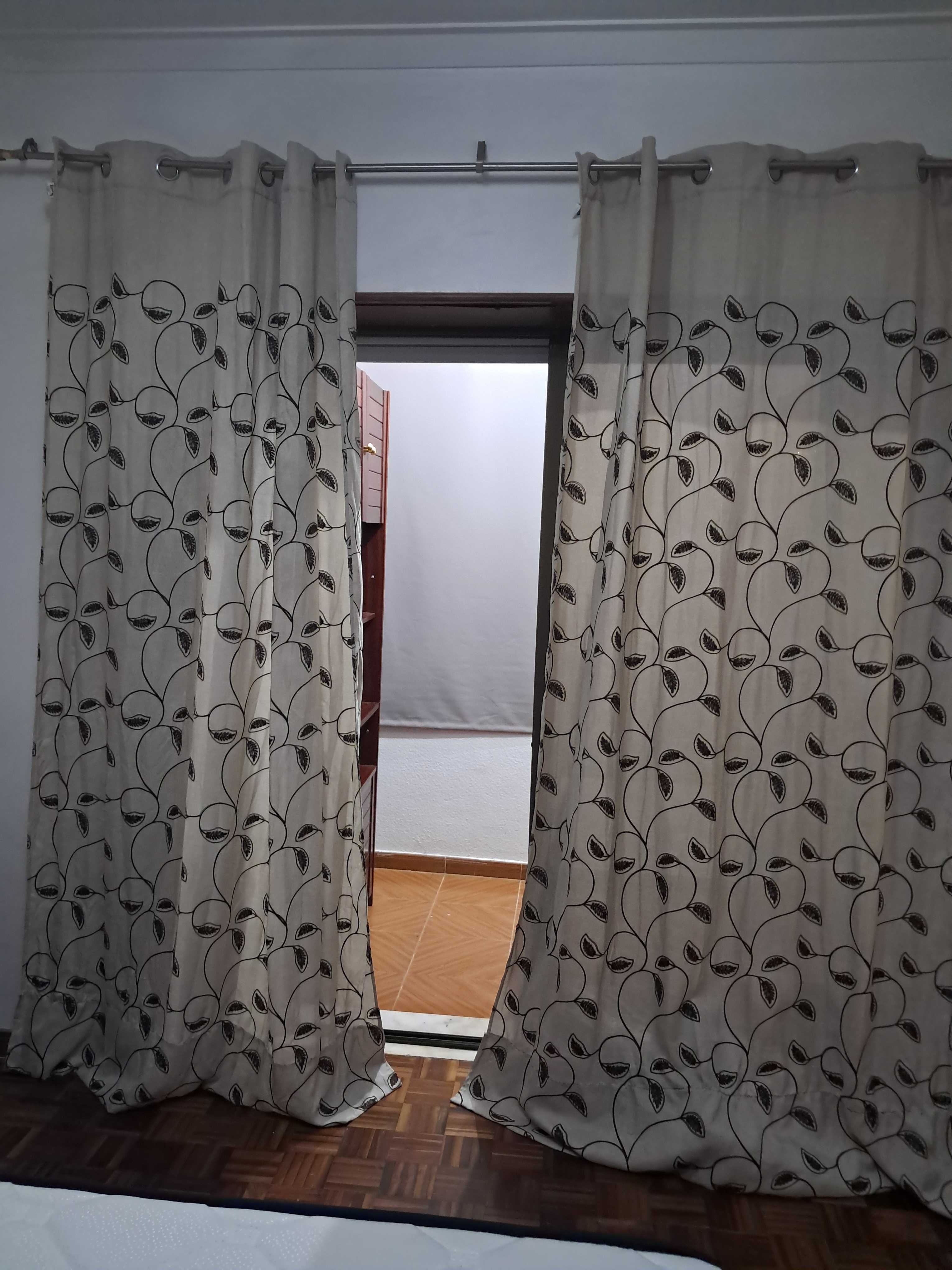 ARRENDA-SE QUARTO/SUITE EM AGUALVA-CACÉM