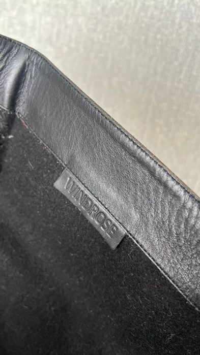 Високі шкіряні чоботи (сапоги). Розмір 37