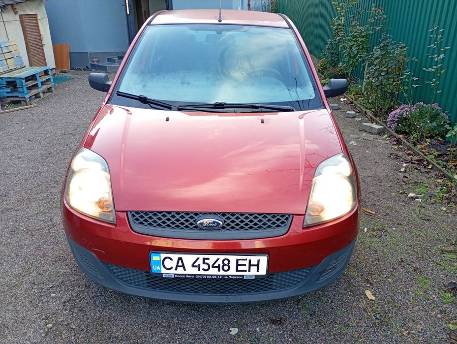 Форд Фієста в рідній фарбі