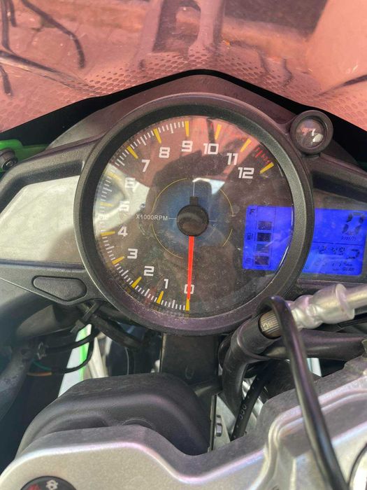 Продам lifan 200