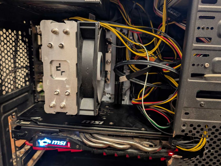 Игровой пк ryzen 7 3600 , 32gb ram , rx 480 8gb , hdd 1000+ssd 256gb