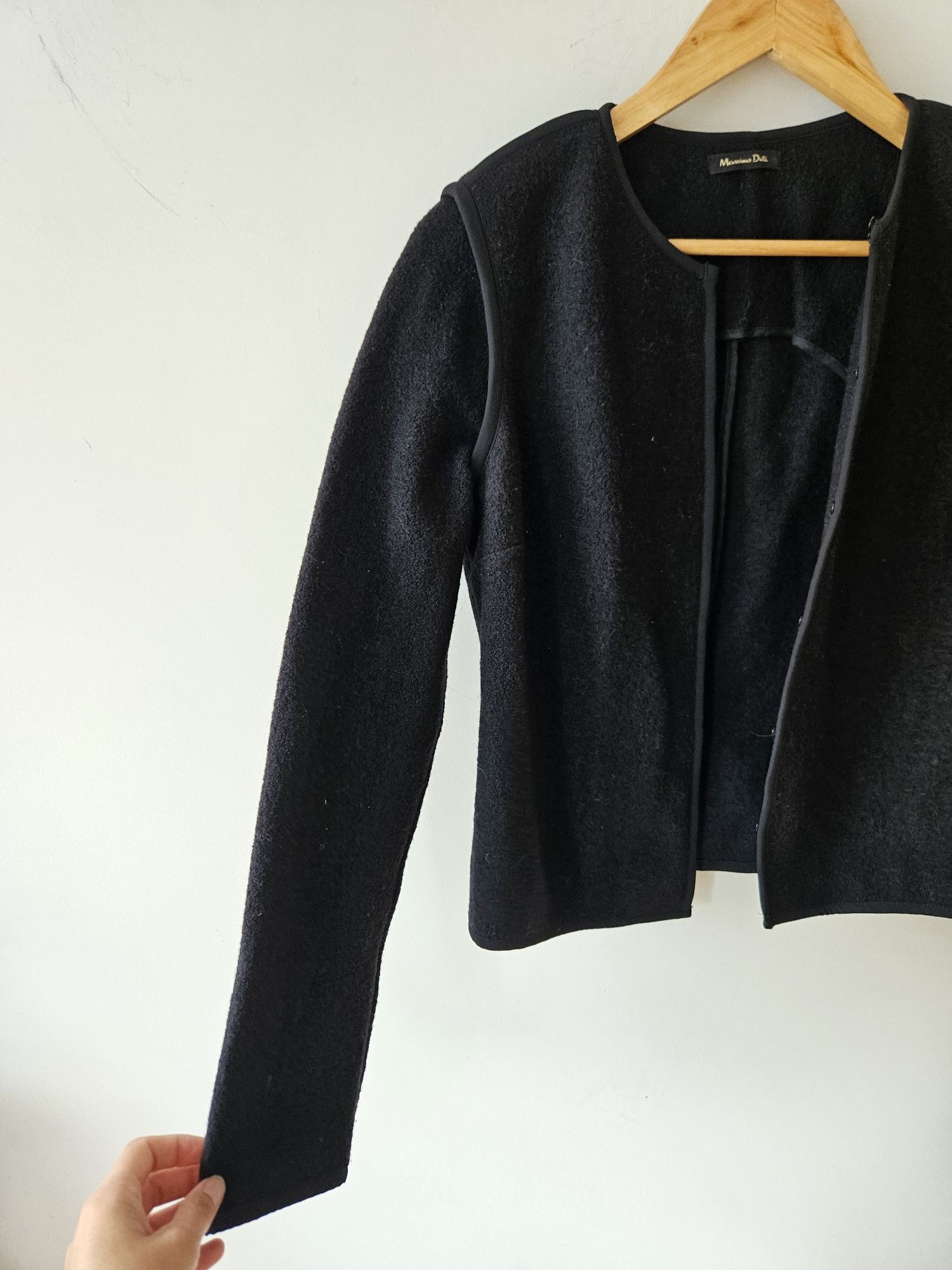 Czarny wełniany żakiet marynarka Massimo Dutti M 38