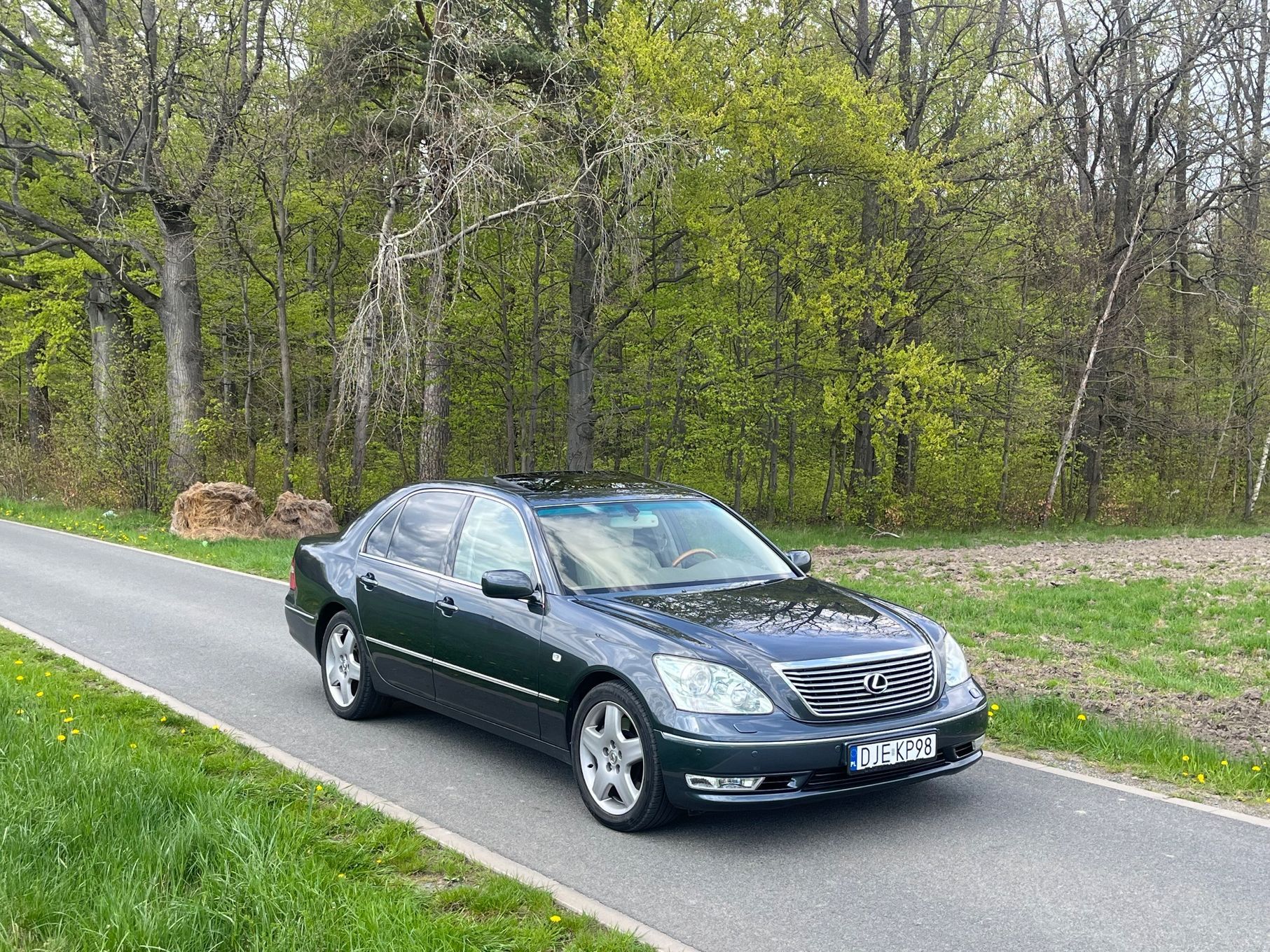 Lexus LS