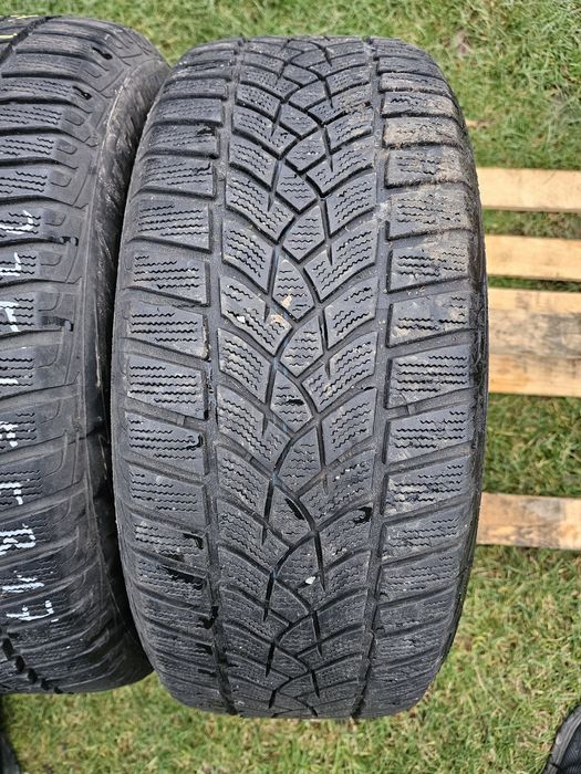 Opony zimowe Goodyear 225/55R17