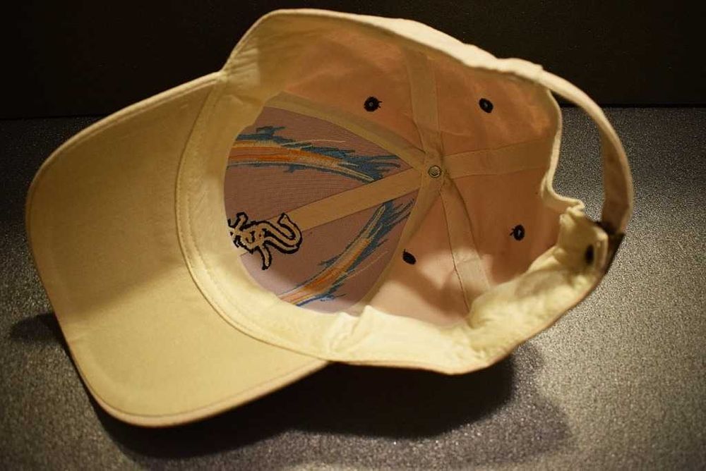 Czapka z serii -,, Chicago Sox '' wyszywany wzór .