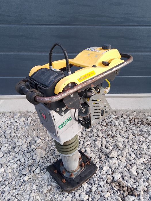 Skoczek stopa Wacker Neuson BS50-4