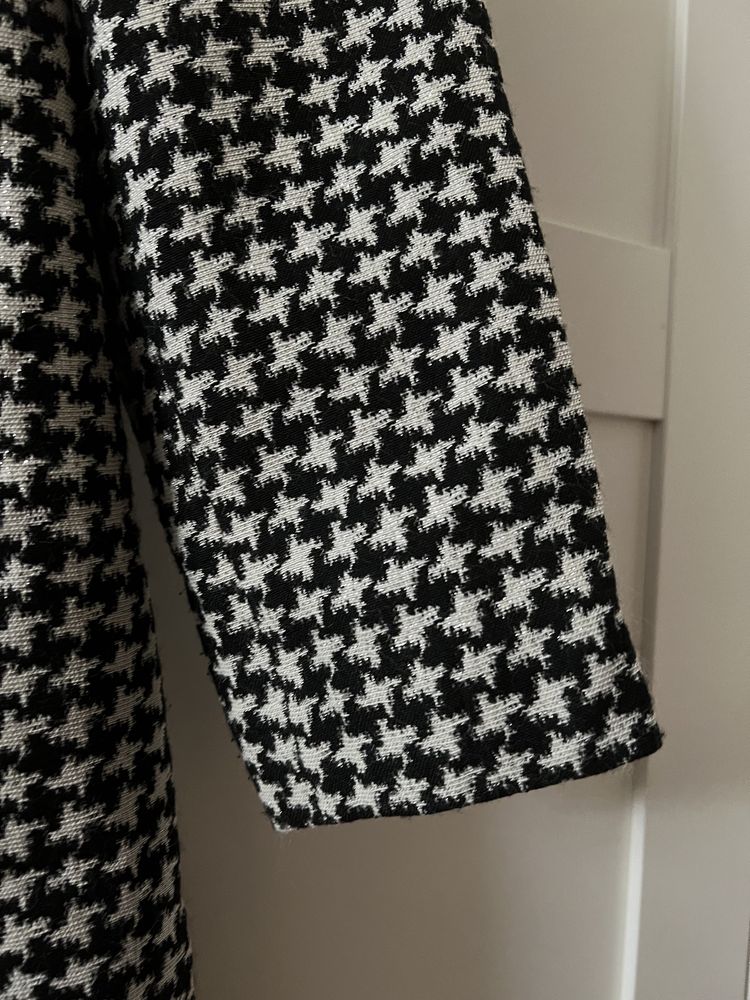 Klasyczny płaszcz w biało-czarną kratkę z wełny Tuzzi roz. S