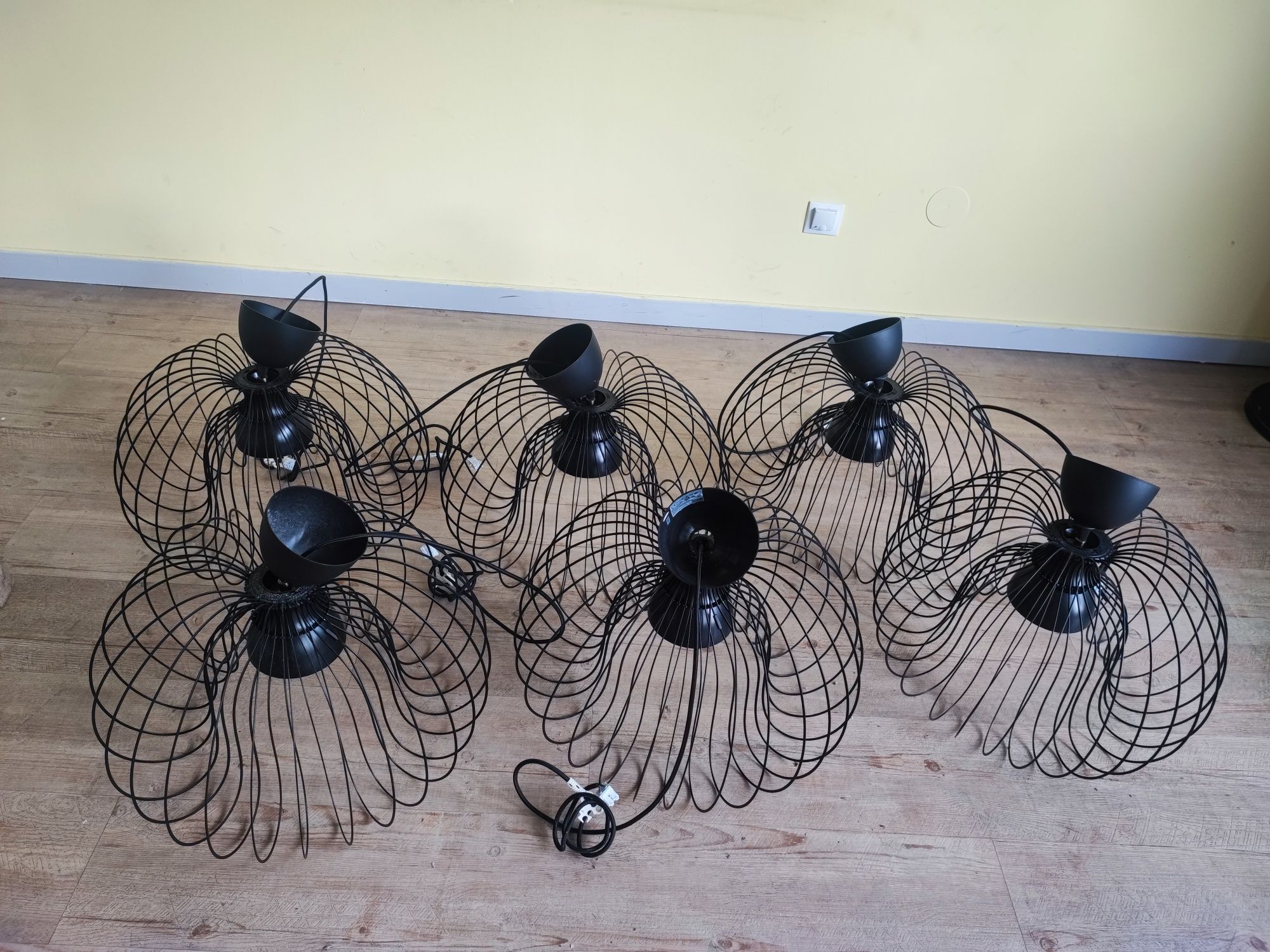 Lampy  6 sztuk po restauracji