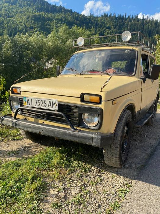 Продам ниву 2121