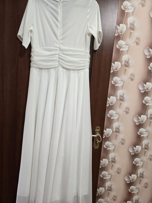 Вечірня сукня, весільня сукня