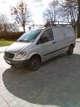 Samochód Mercedes bus Vito
