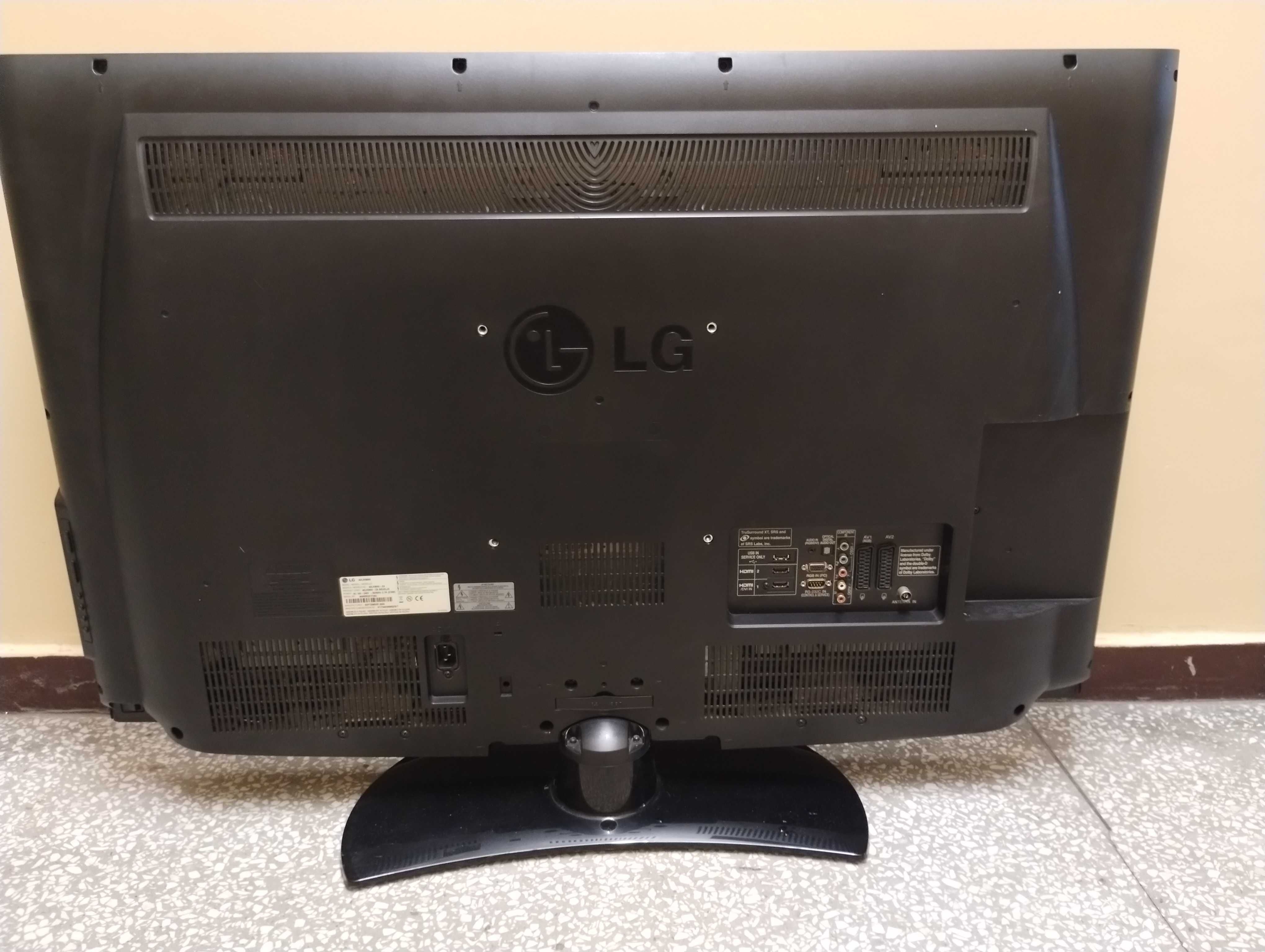 TV płaski "LG" 42cale z pilotem