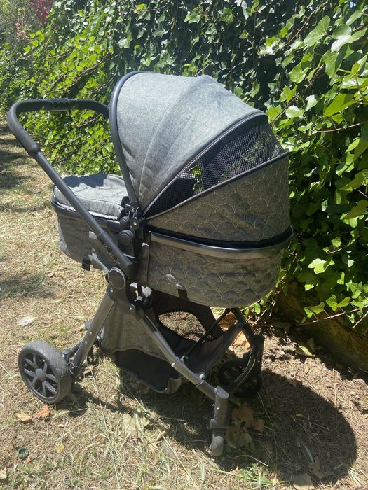 Carrinho de bebe trio