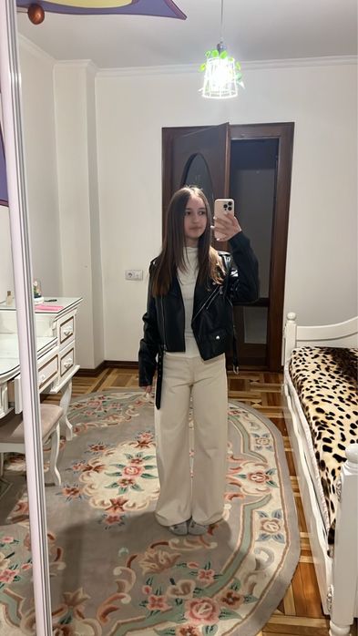 Куртка для девушки подростка