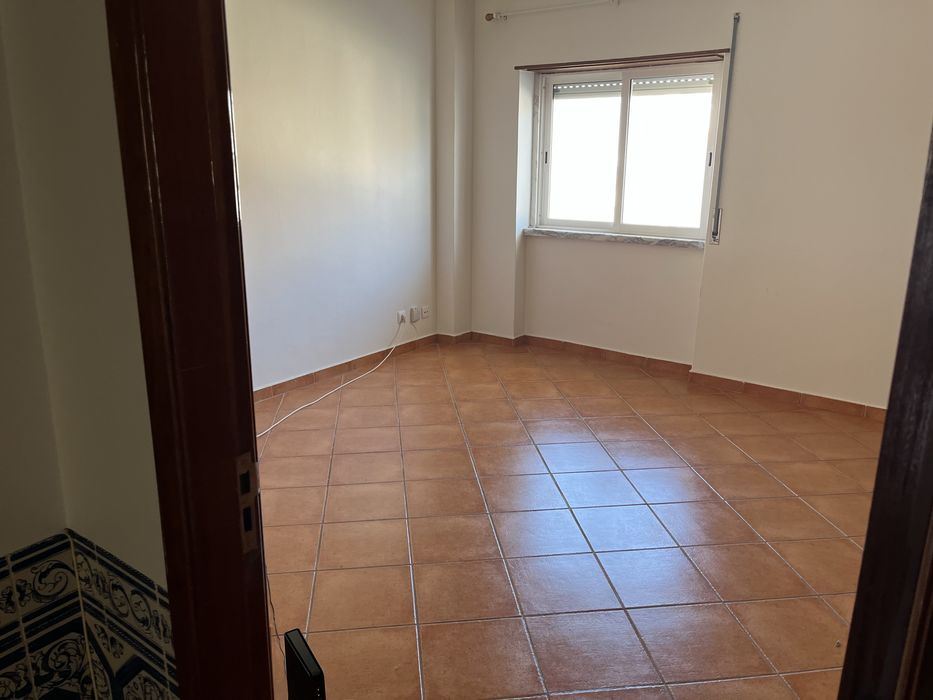 Quarto 500casa de banho privada t incluido