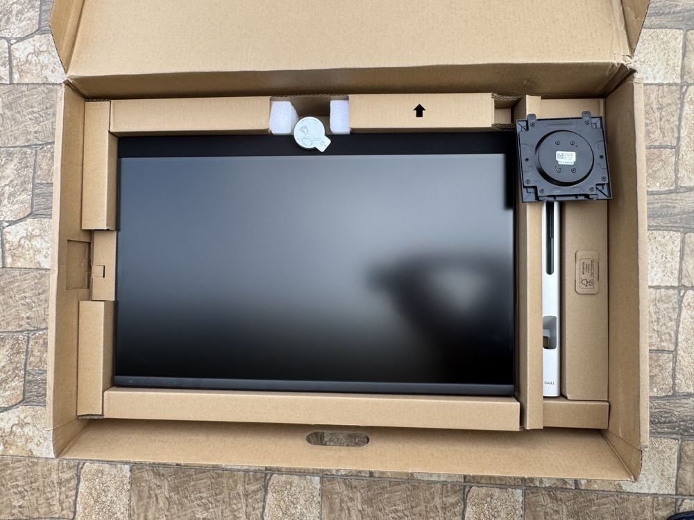 Новий монітор Dell P2724DEB 27” QHD IPS USB-C