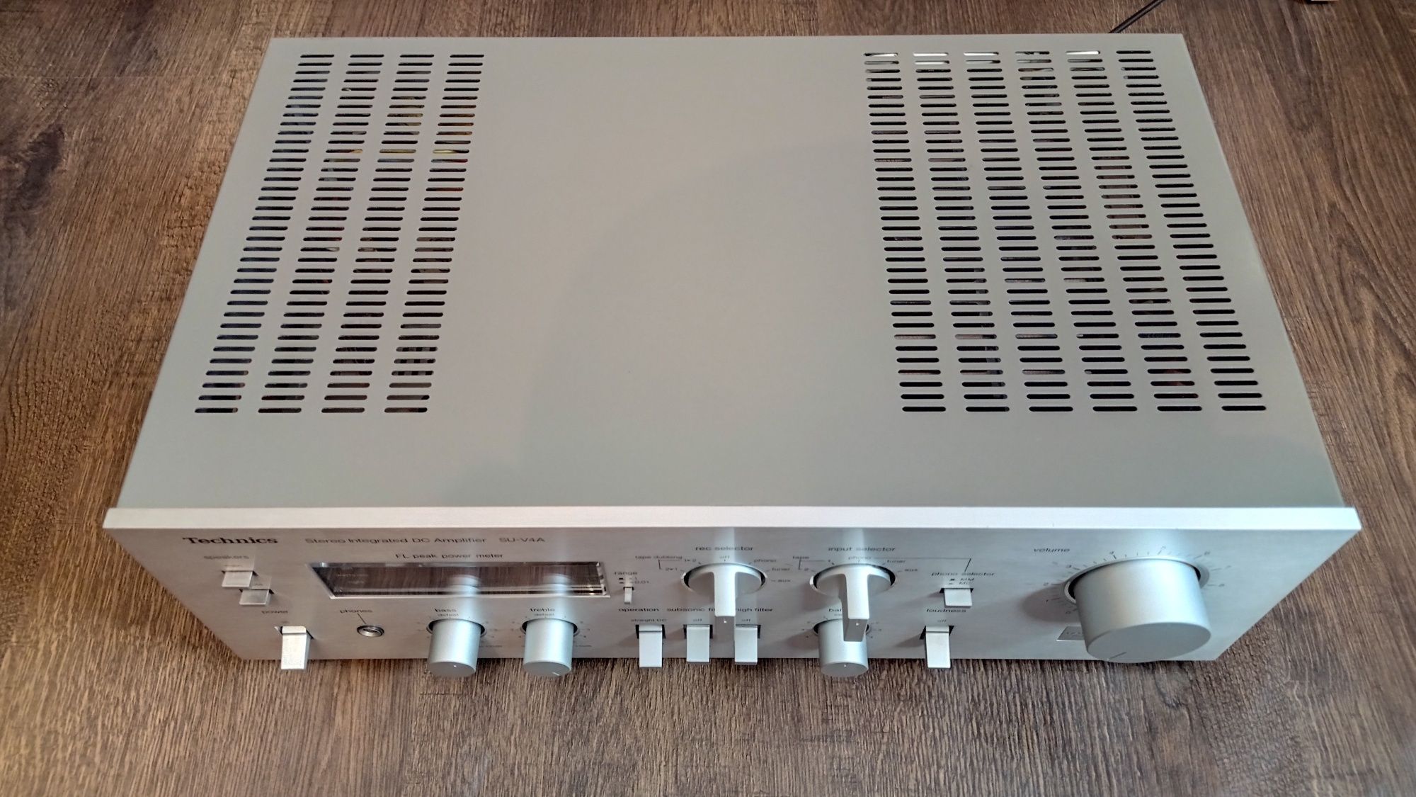 Technics SU-V4A wzmacniacz piękny stan!