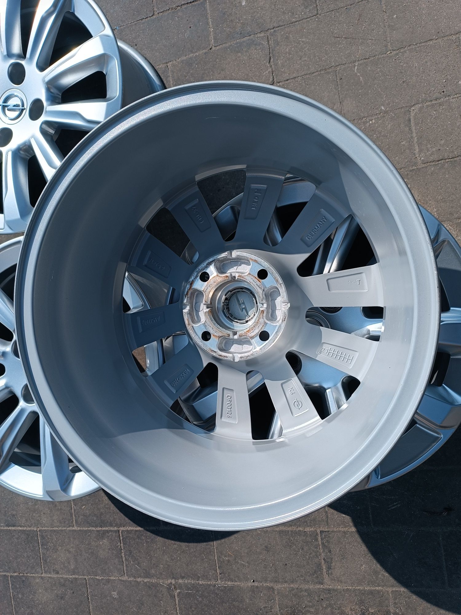 Felgi Alu Opel Corsa F Mokka/ e-Mokka  od 01.21 4x108 ET32 6.5J16