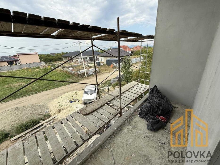 Продаж 2-поверхового дуплексу, Садовий