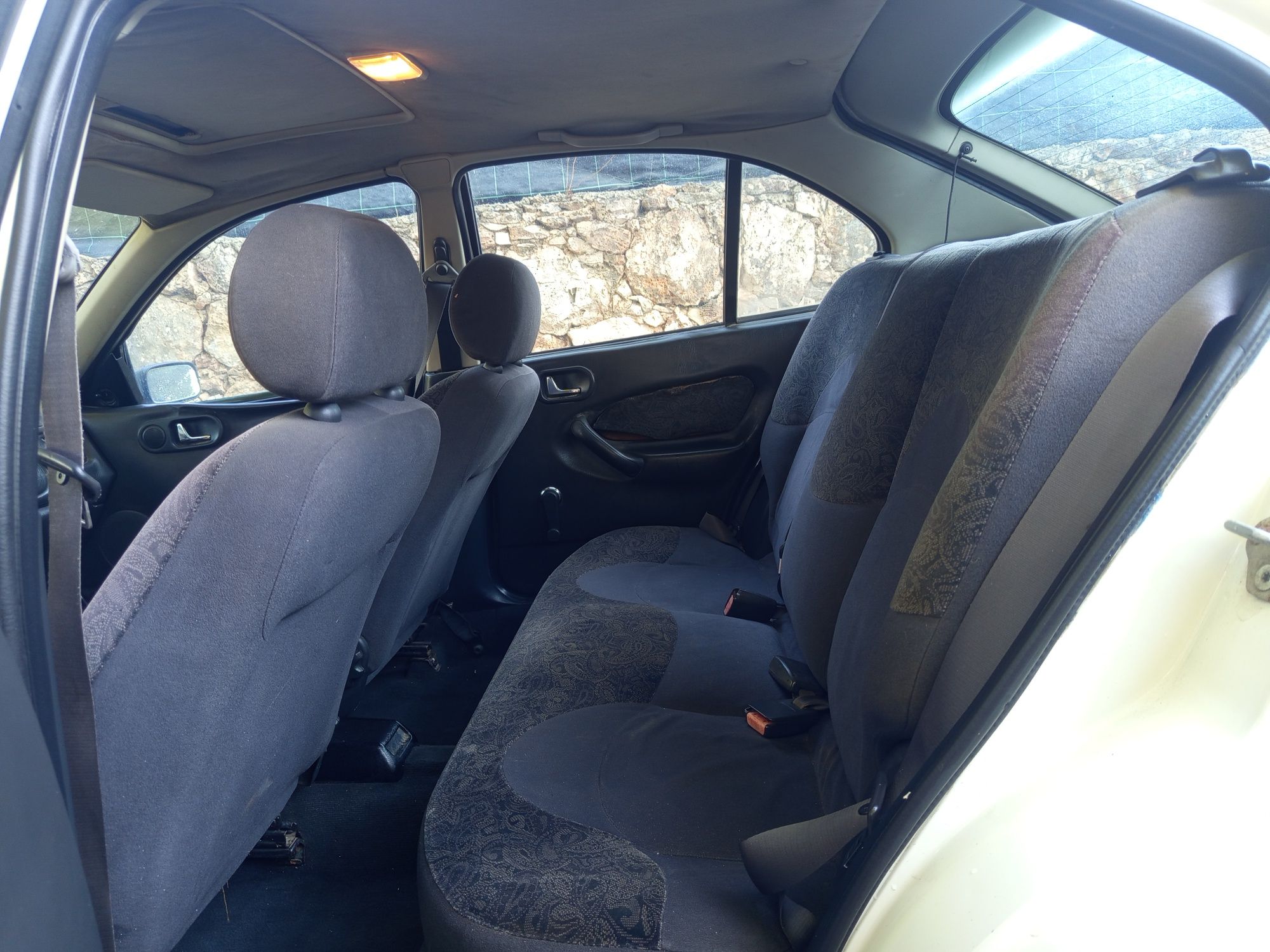 Oportunidade Rover 214 1.4i em excelente estado mecânica