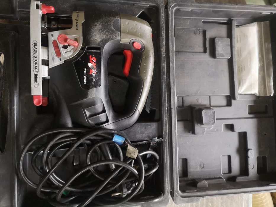 Wyrzynarka elektryczna