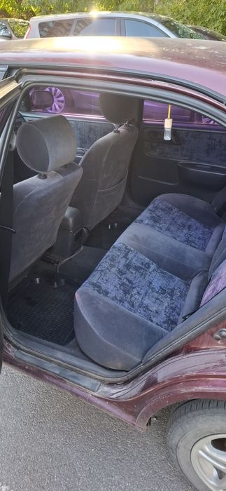 Продам Тайота Каріна Е 1997