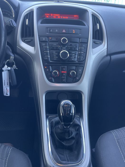 Opel astra J sports tourer 1.3cdti eco flex
