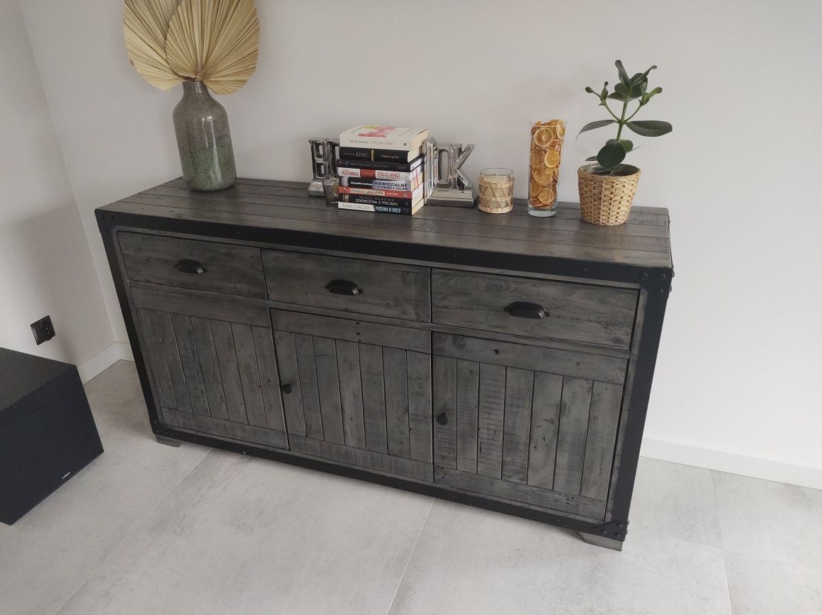 Zestaw drewnianych mebli w stylu loft, 4 elementy