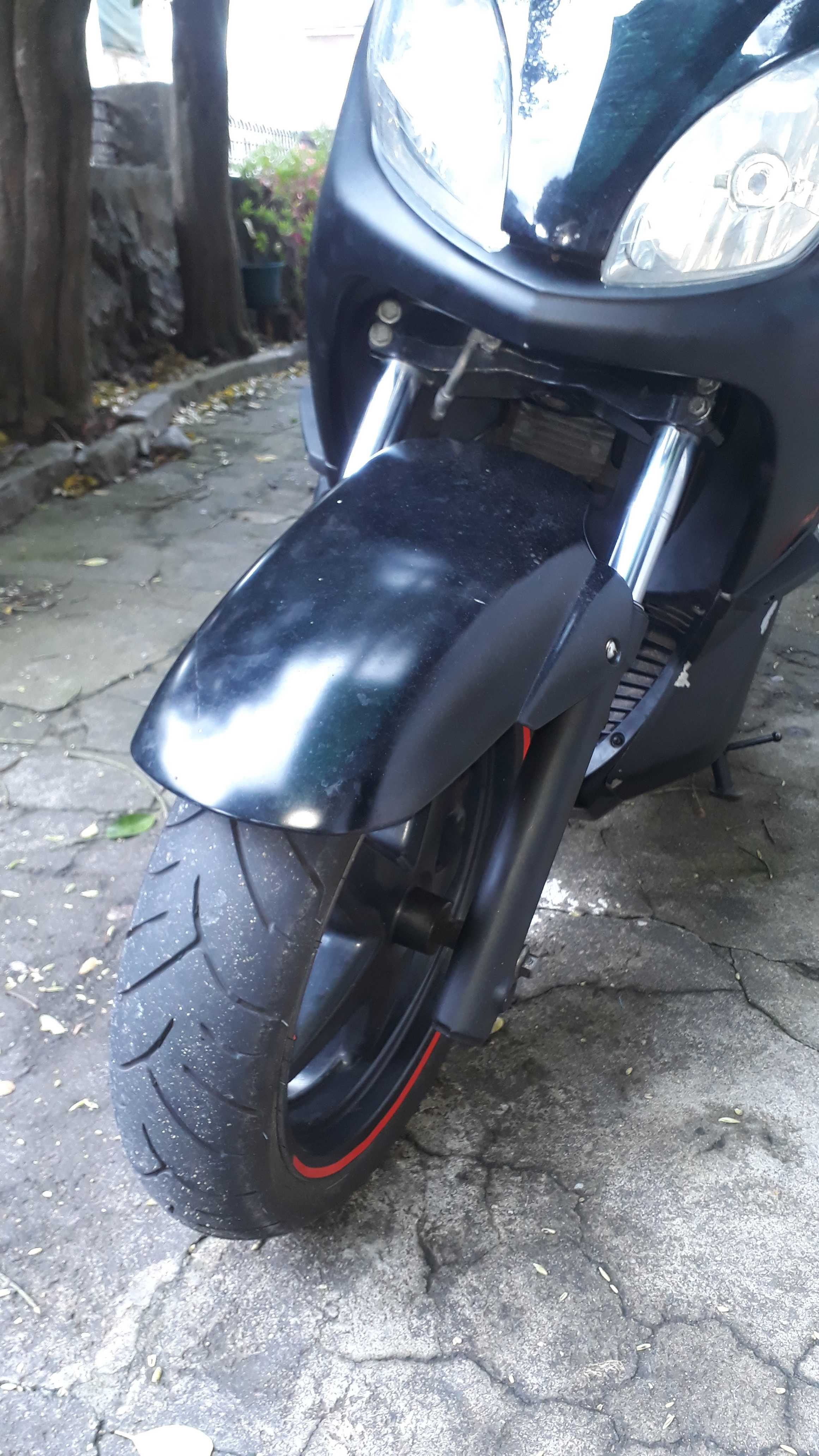 Yamaha xmax 125 ano 2008