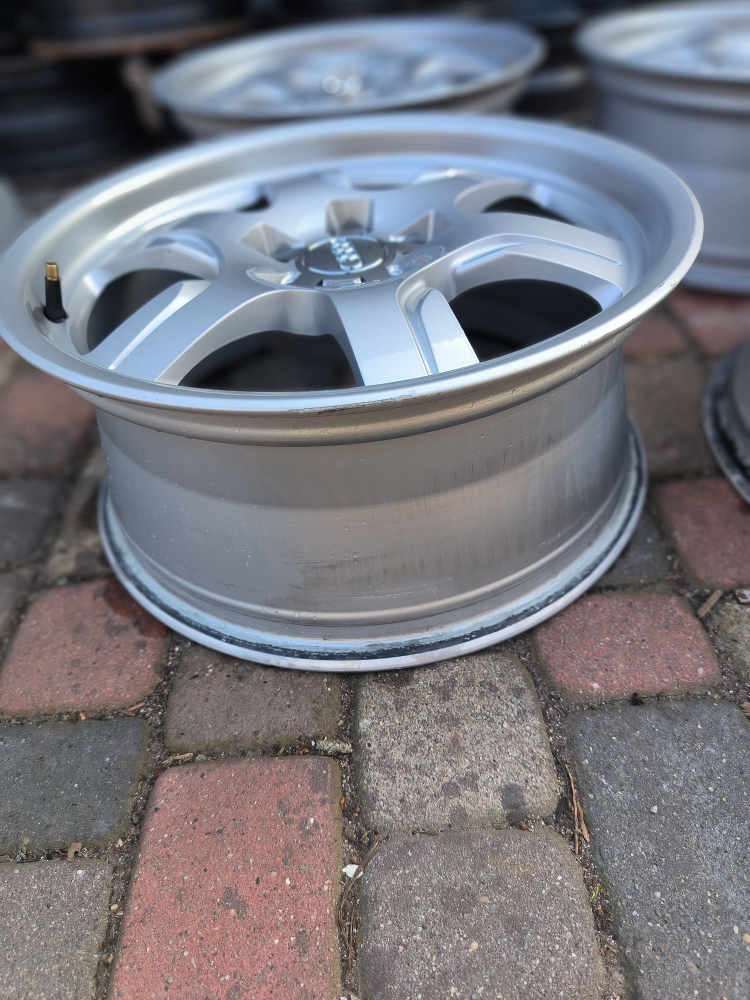 Felgi aluminiowe 17 Audi A3 A4 A5 A6 Allroad 5x112