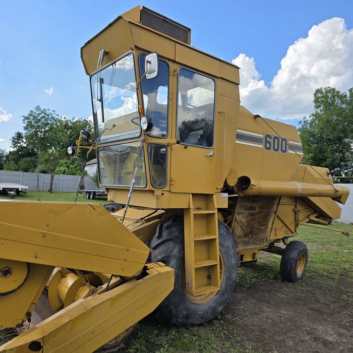 Комбайн зерно збиральний Sampo 600 680 з Фінляндії