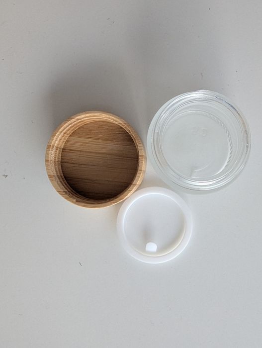 Frascos vidro e bamboo