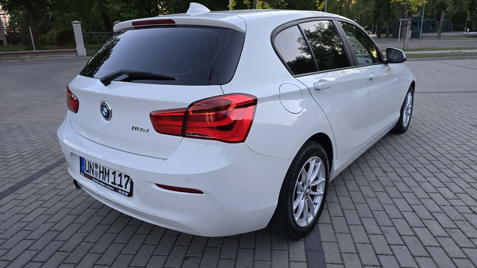 Bmw 1 F20_Automat_2.0d_5Drzwi_Biała_2019r_Stan idealny
