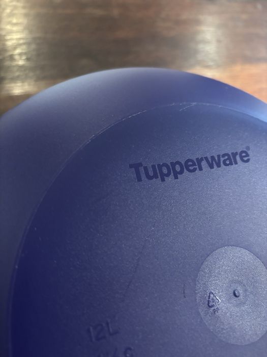 Tupperware grande