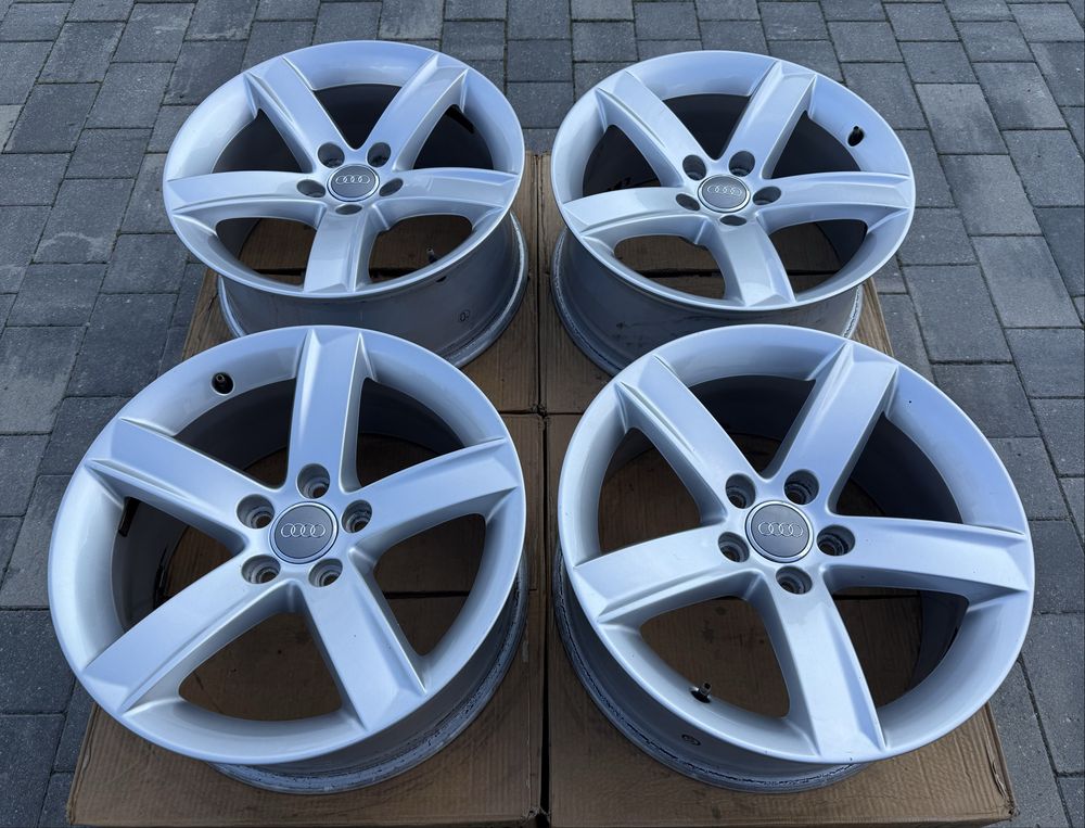 Oryginalne felgi Audi 17" A4 A5 A6 5x112 7.5J ET28 8T0 s-line